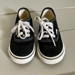 Toddler Black Vans